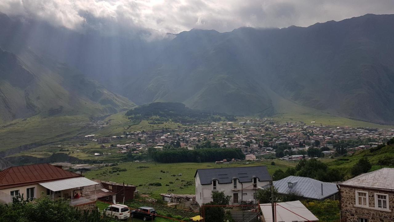 Kazbek View Hostel Stepantsminda Exterior photo