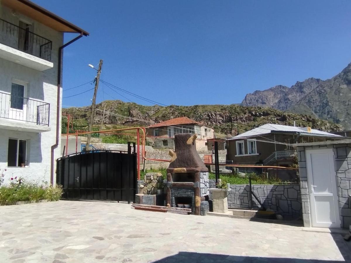 Kazbek View Hostel Stepantsminda Exterior photo