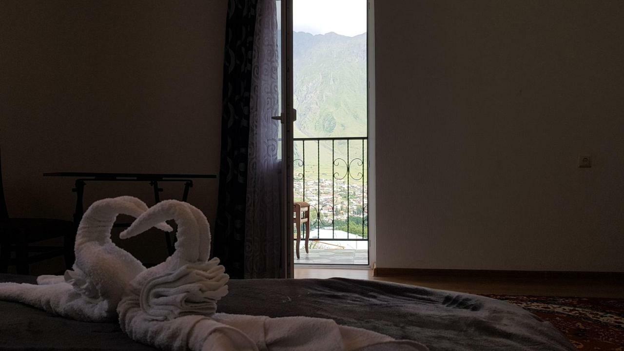 Kazbek View Hostel Stepantsminda Exterior photo